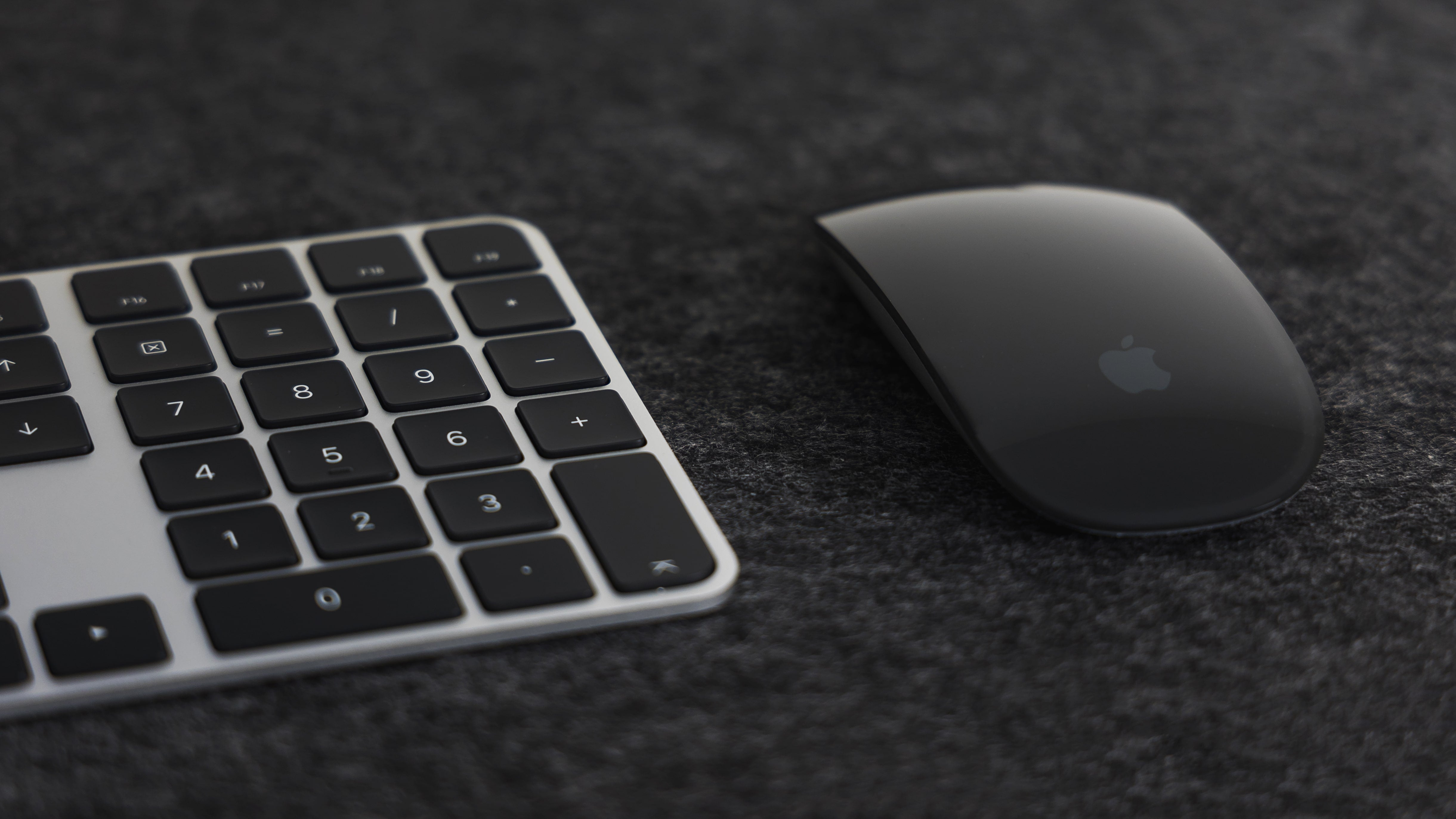 Black Apple Magic Mouse