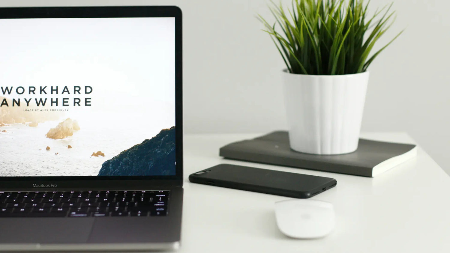 how long does magic mouse battery last