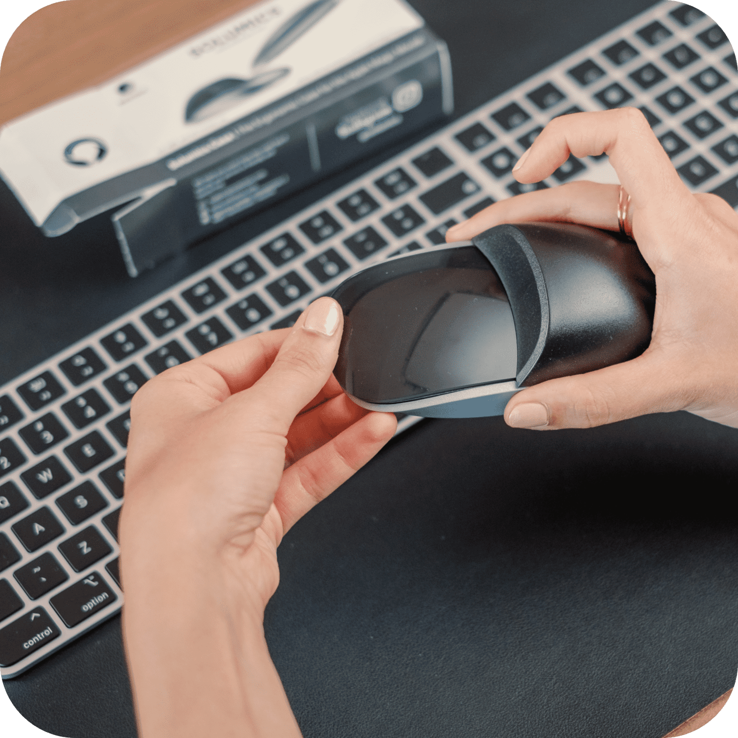 Apple Magic Mouse Ergonomic Case 3D Printing Magic Mouse 1 2 3 Home Office  Office Desk Accessory Mouse Case Gift Idea for Colleagues 